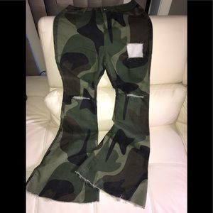 bell bottoms jeans arm fatigue